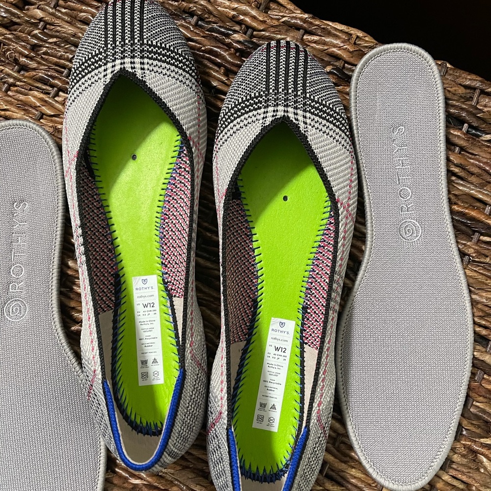 Rothy’s glen plaid flats sz 12. New